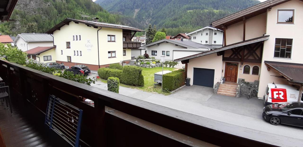 Apartamento Haus Helene Prantl Längenfeld Exterior foto