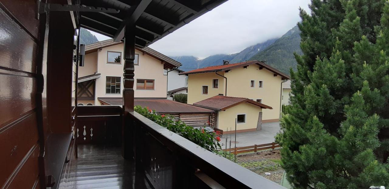 Apartamento Haus Helene Prantl Längenfeld Exterior foto